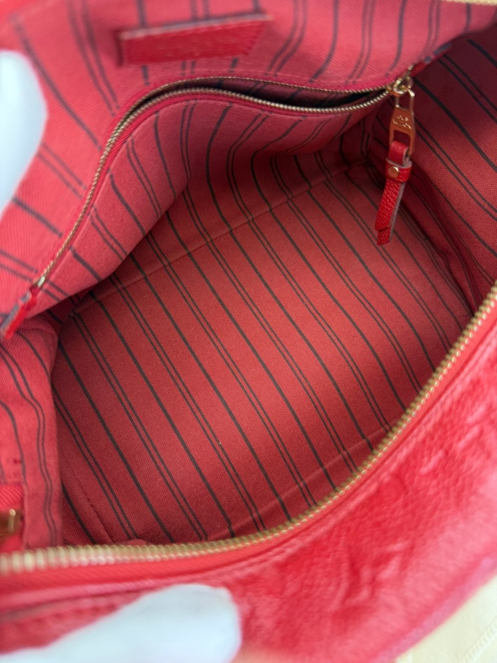 Authentic Louis Vuitton Red Empreinte Speedy 25 Handbag Shoulder Bag - Picture 10 of 15